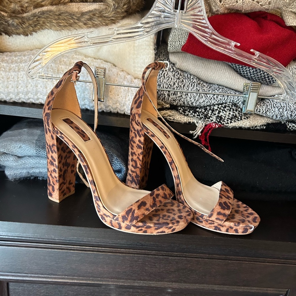 Leopard Print Block Heel Sandals